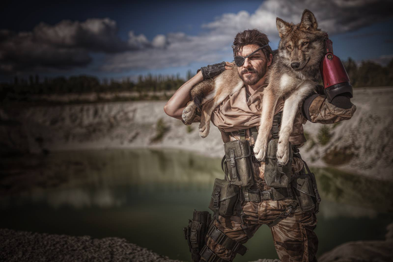 Illustration for article titled Fantastic Metal Gear Solid V Cosplay Has A Real Diamond Dog